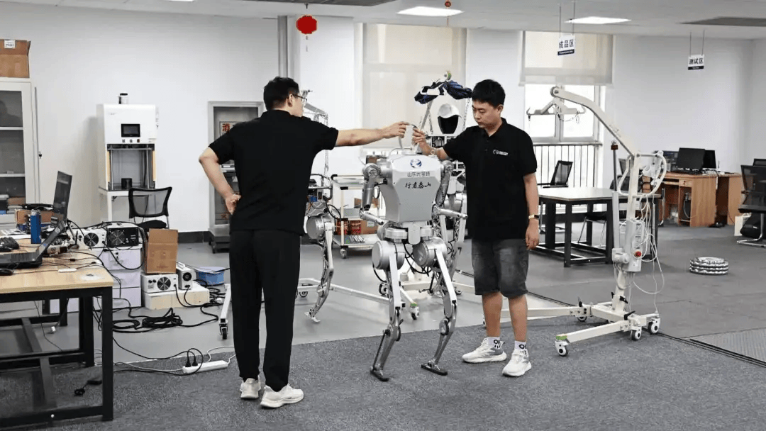 腿足式仿生机器人研发商「优宝特机器人」完成首轮市场化融资！