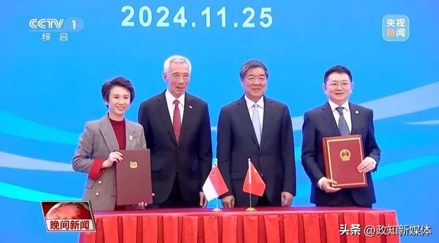 李显龙专程到苏州看望“长大了的孩子”