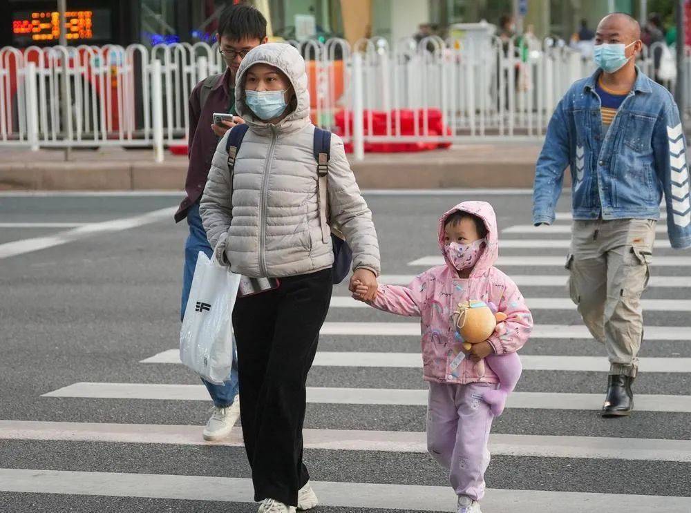 广东下半年首发寒冷预警！冷空气今起影响广州，周日最低仅10℃……