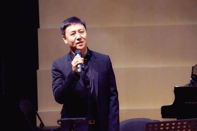 中央音乐学院教授常平，主动投案