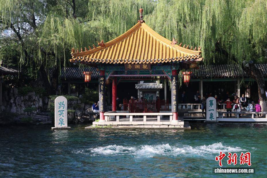 济南趵突泉水位创60年来最高纪录 迎最佳观赏期