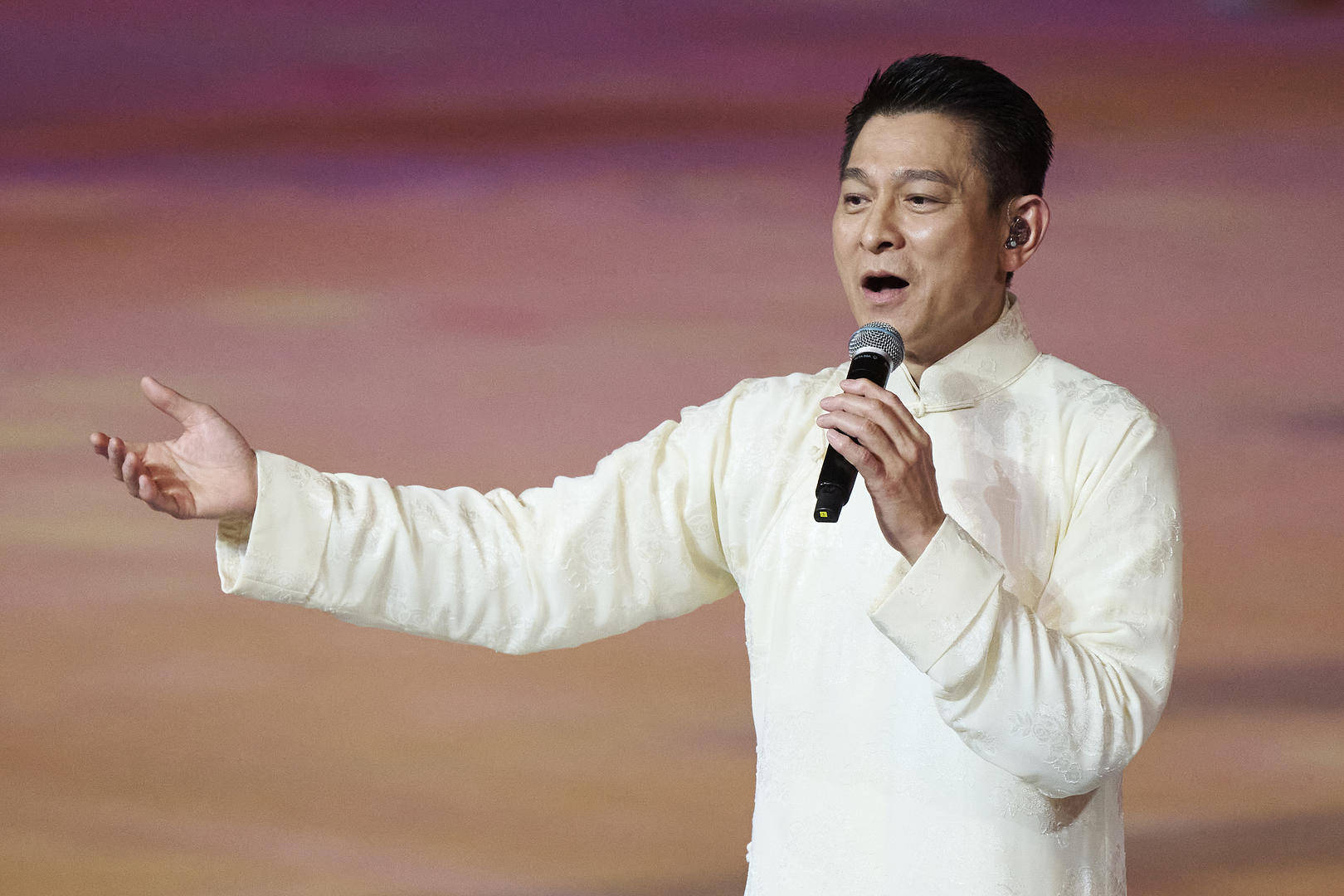 刘德华2027年内地巡演官宣,成都在“拟演出城市”中